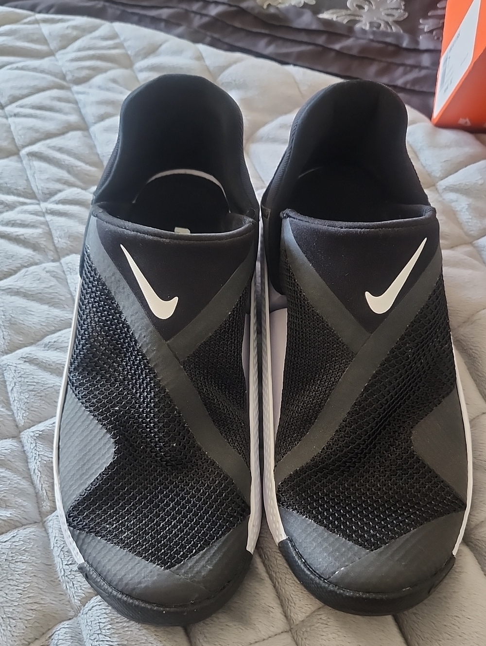 Nike Go Flyease